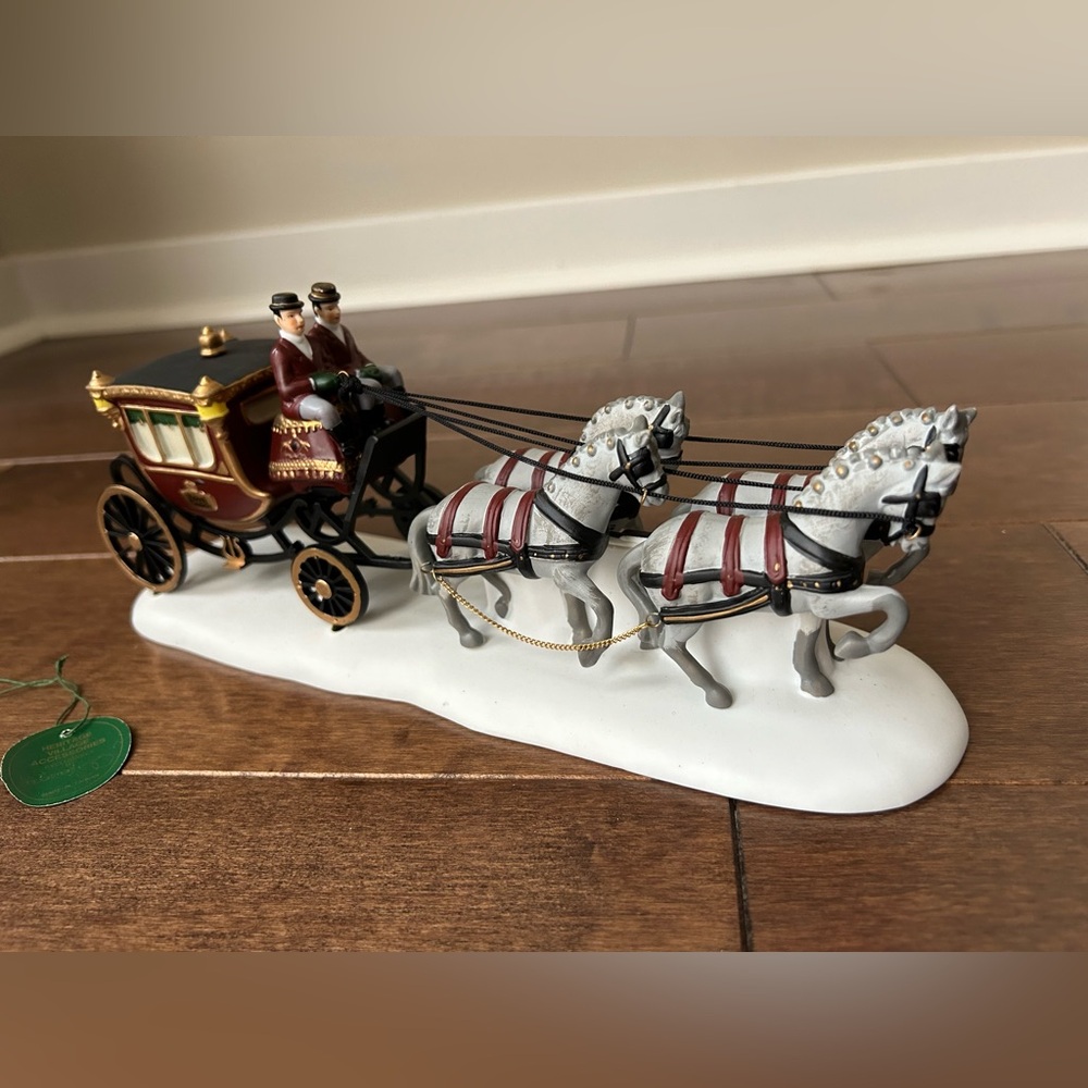 Dept. 56 Heritage Village Collection - Royal Coach #5578-6